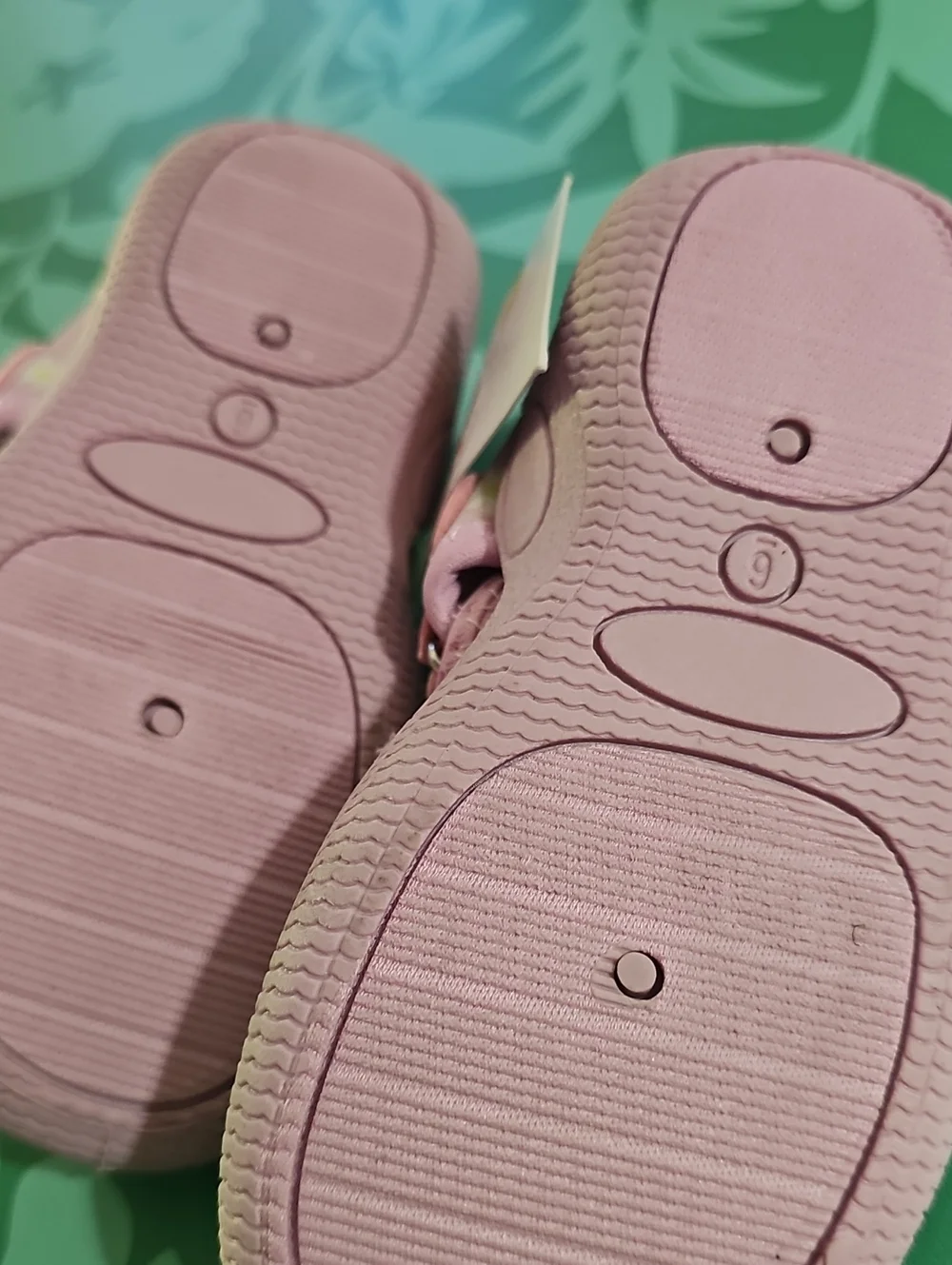 Jumping Beans Water Shoes Toddler Size 6  Pink